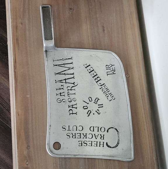 🔪 York Metal Crafters Meat Cleaver Décor – Vintage 1977, Rustic Farmhouse Style - Picture 13 of 16